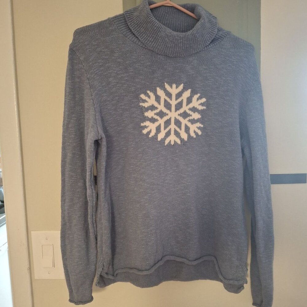 Cotton Country by Parkhurst Snow Day Turtle Neck Sweater in Grey Blue - Picture 3 of 10
